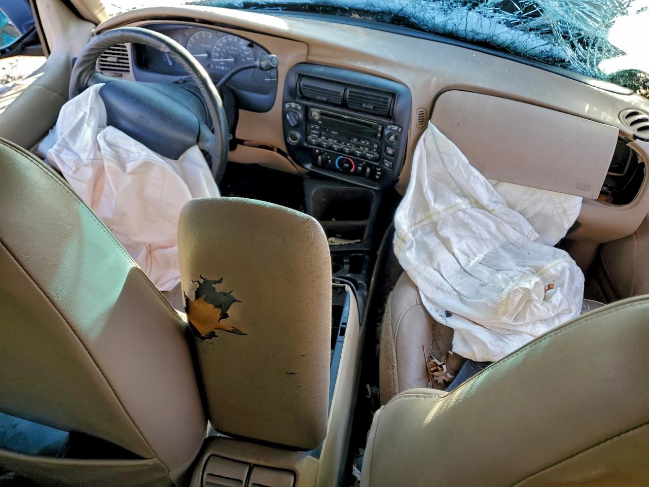 1999 FORD EXPLORER photo 8