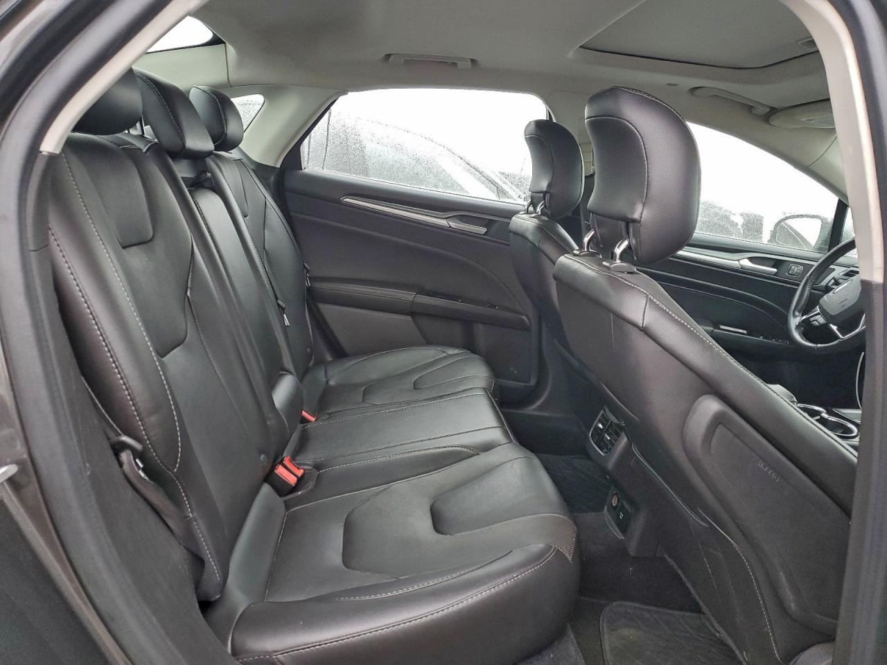 2015 FORD FUSION TITANIUM PHEV photo 10