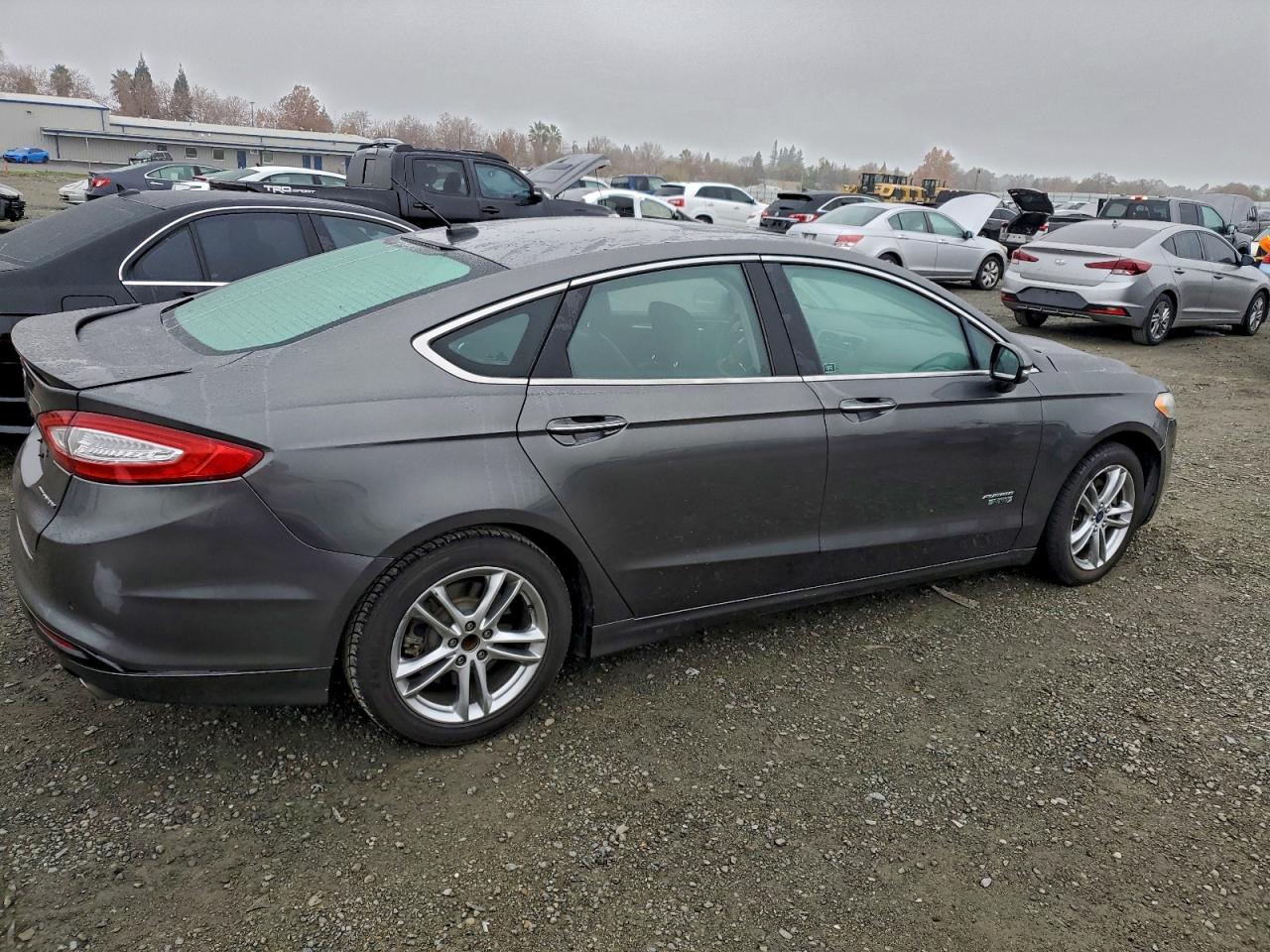 2015 FORD FUSION TITANIUM PHEV photo 3