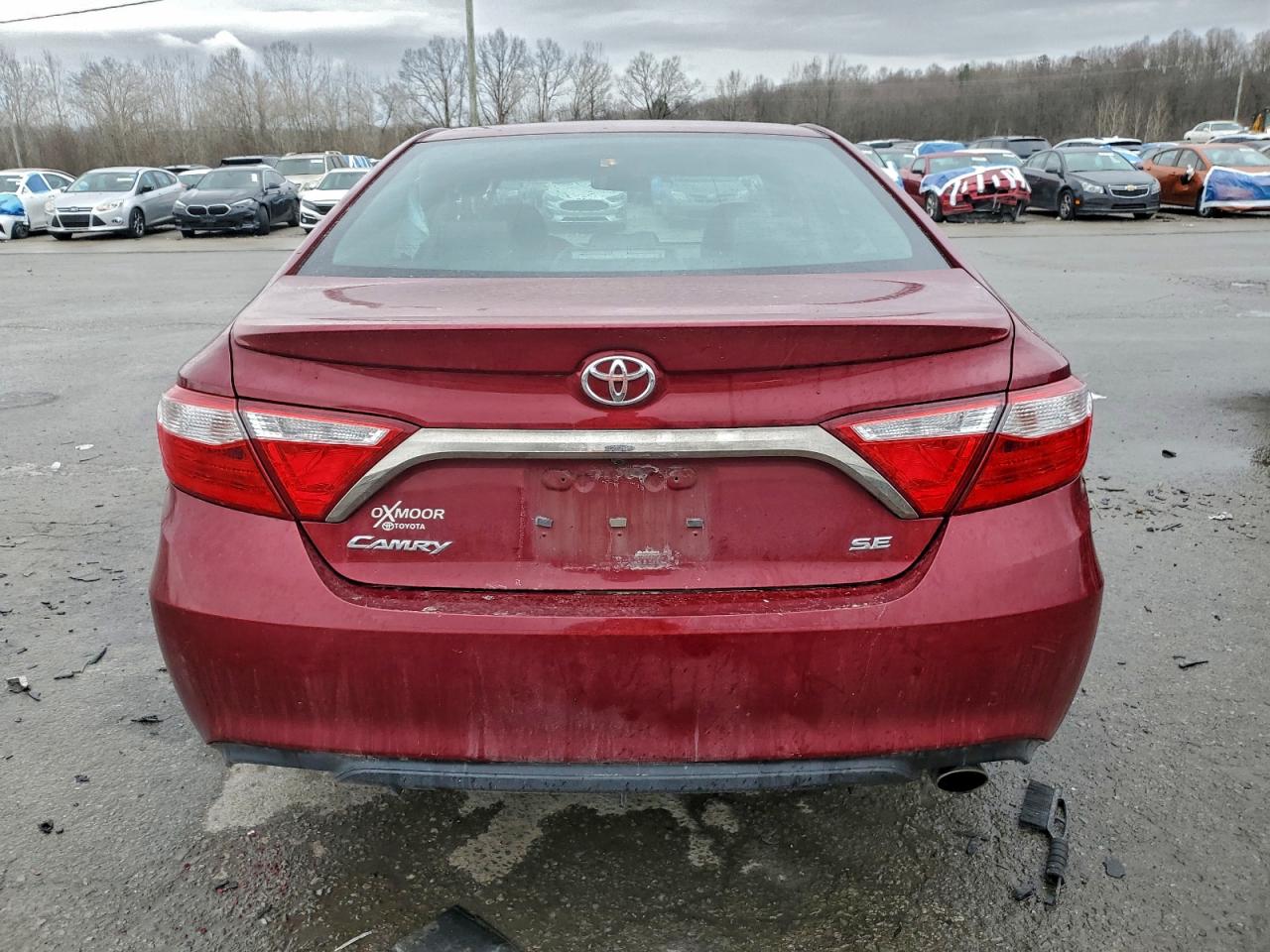 2017 TOYOTA CAMRY LE photo 6
