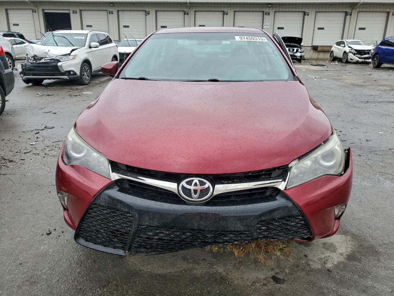 2017 TOYOTA CAMRY LE photo 5