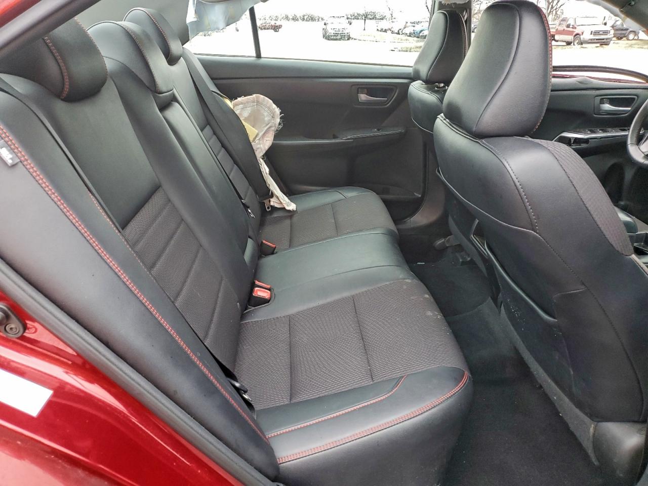 2017 TOYOTA CAMRY LE photo 10