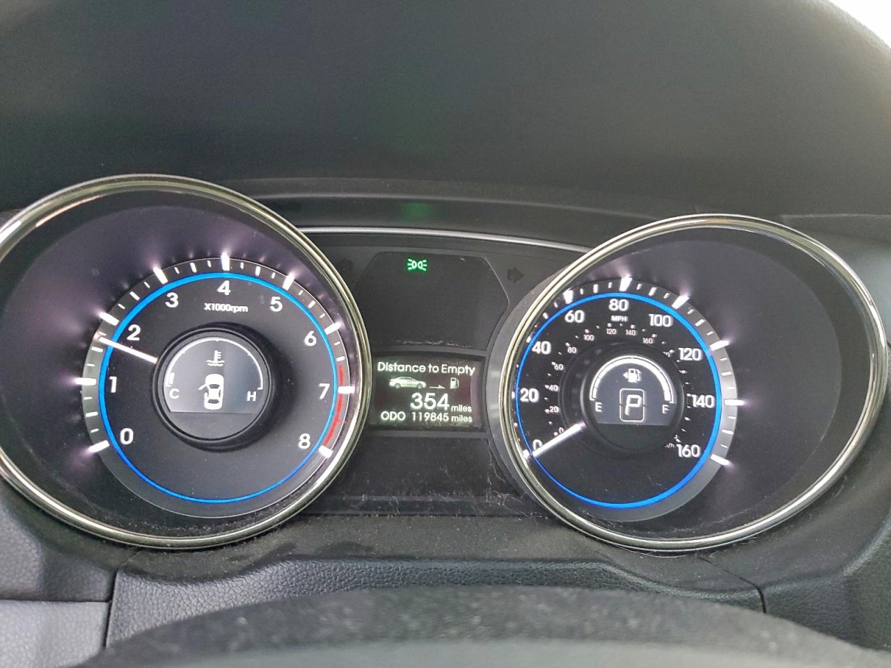 2013 HYUNDAI SONATA GLS photo 9