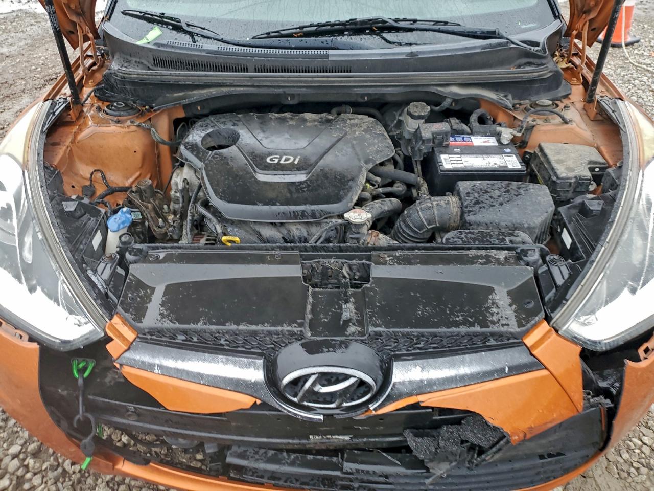 2013 HYUNDAI VELOSTER photo 11