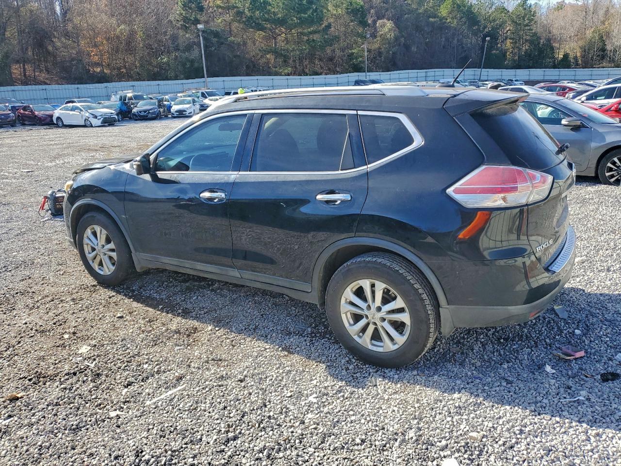 2014 NISSAN ROGUE S photo 2