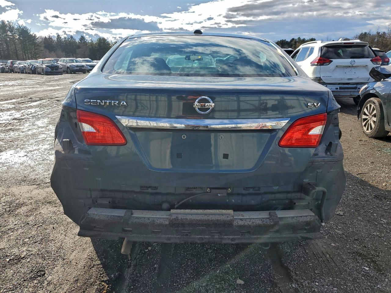 2017 NISSAN SENTRA SV photo 6