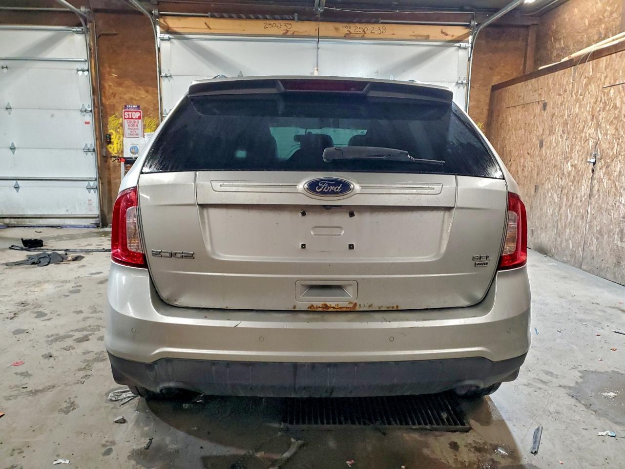 2011 FORD EDGE SEL photo 6