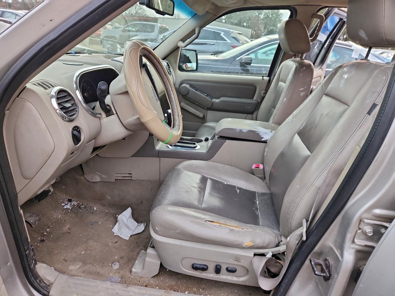 2006 FORD EXPLORER photo 7