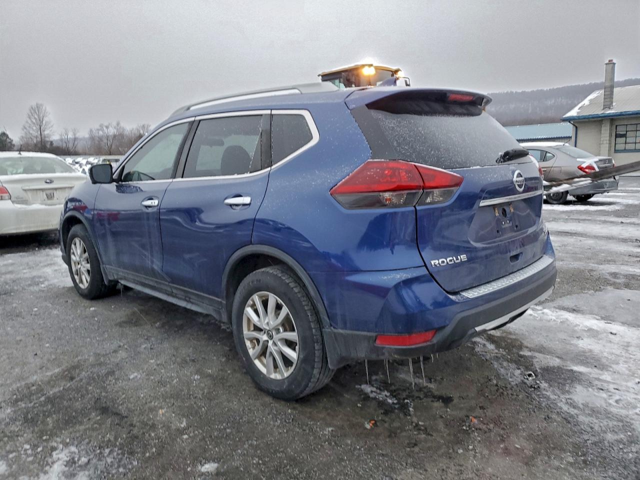 2018 NISSAN ROGUE S photo 2