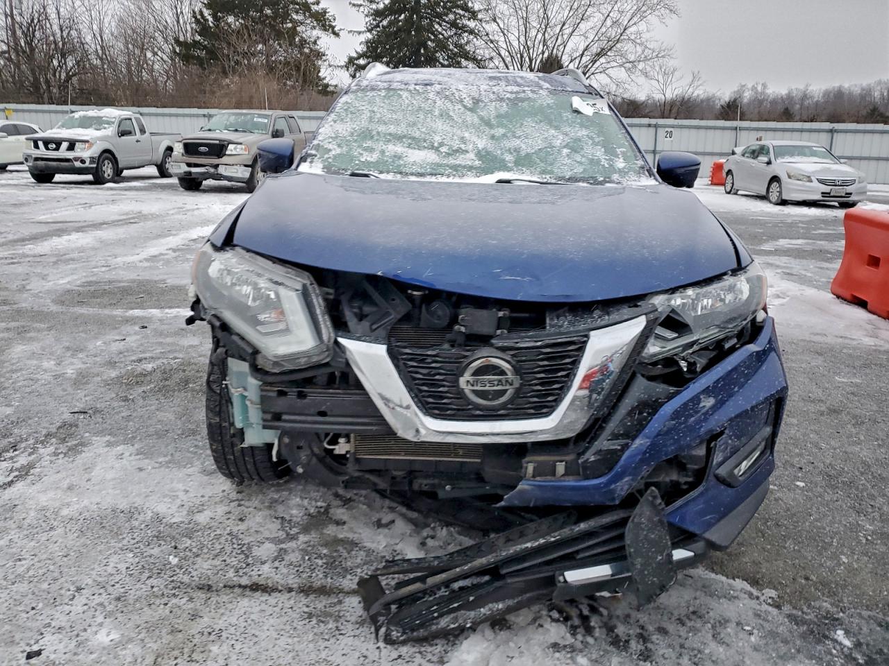 2018 NISSAN ROGUE S photo 5
