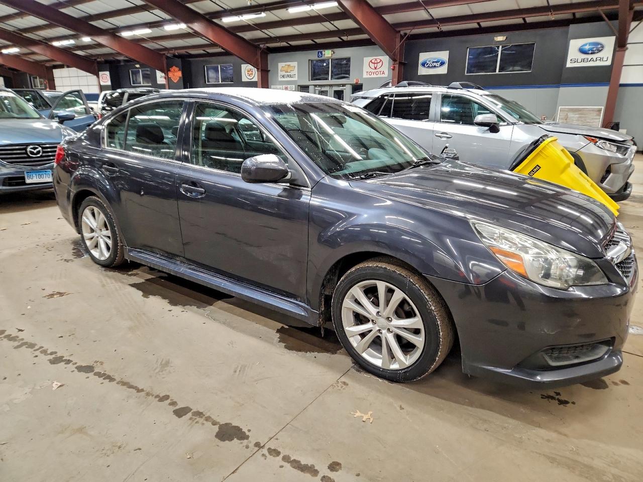 2013 SUBARU LEGACY 2.5I PREMIUM photo 4