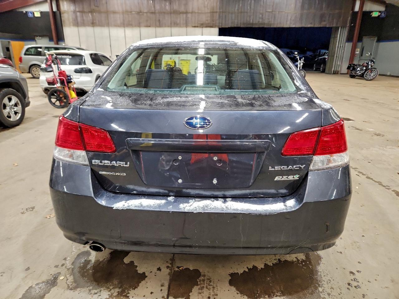 2013 SUBARU LEGACY 2.5I PREMIUM photo 6