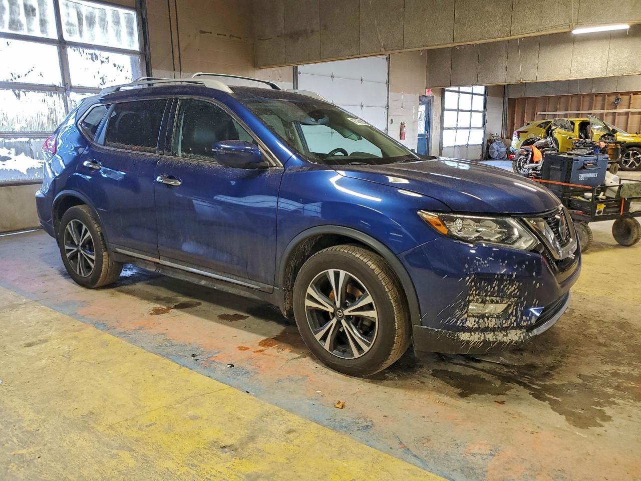 2018 NISSAN ROGUE S photo 4