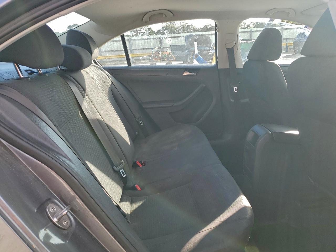 2016 VOLKSWAGEN JETTA S photo 10