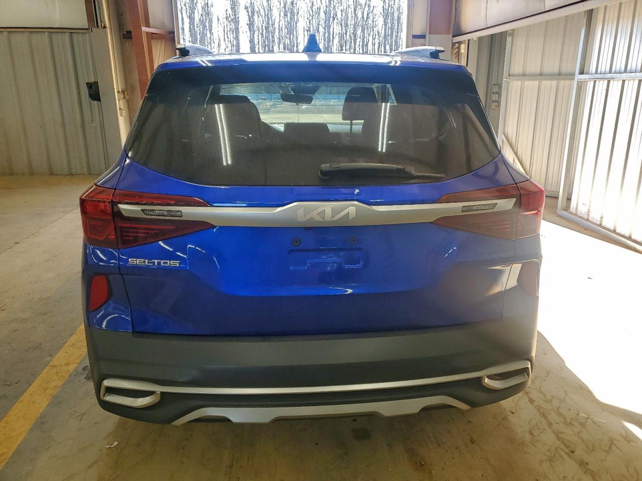 2023 KIA SELTOS S photo 6
