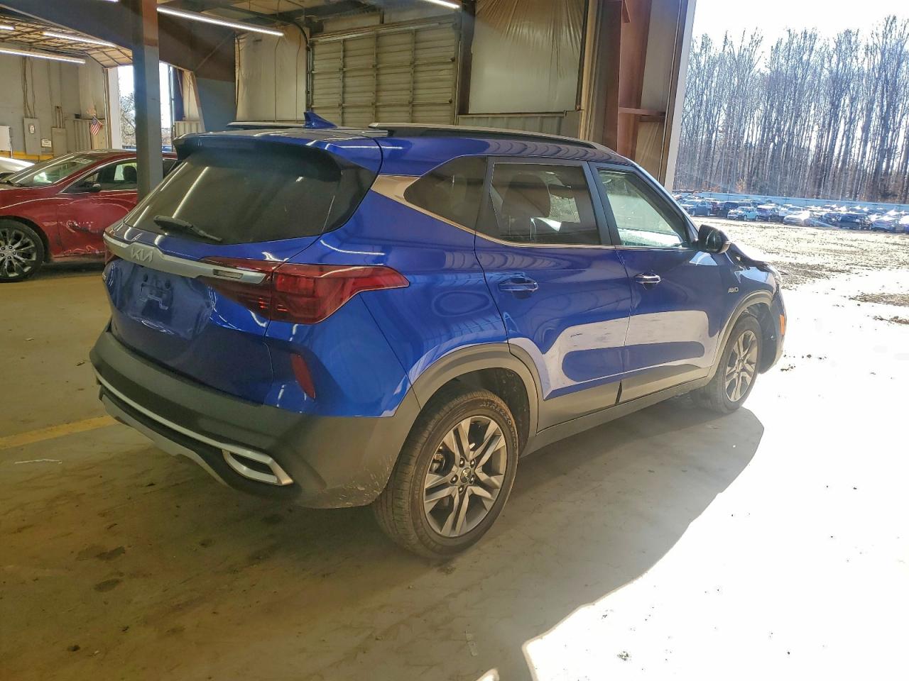 2023 KIA SELTOS S photo 3