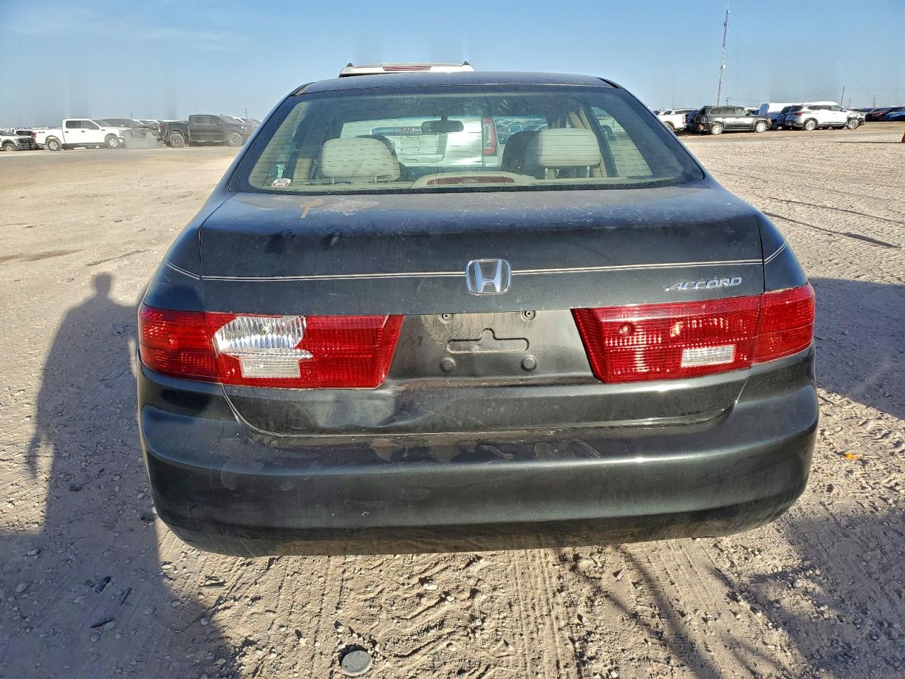 2005 HONDA ACCORD LX photo 6