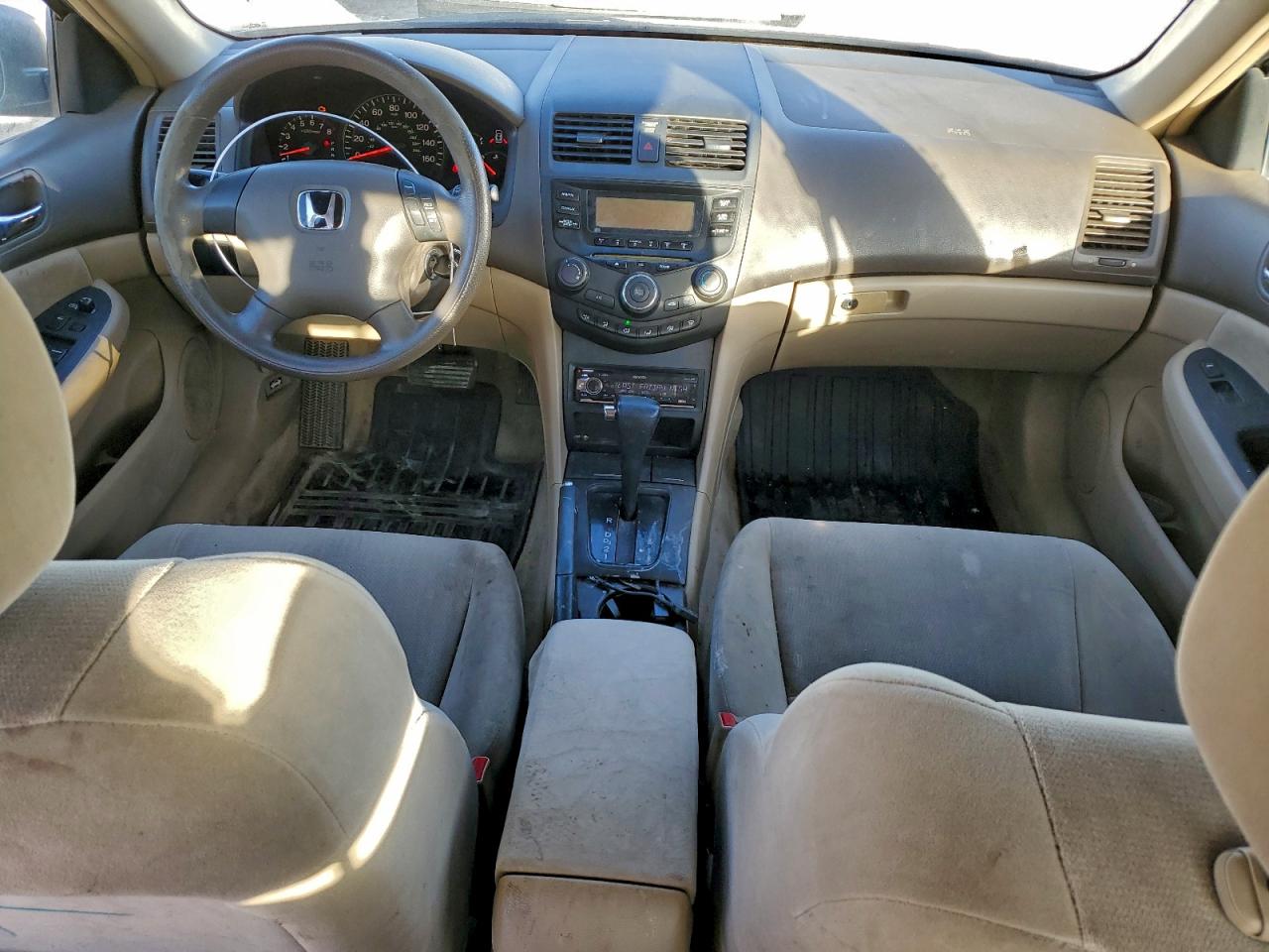 2005 HONDA ACCORD LX photo 8
