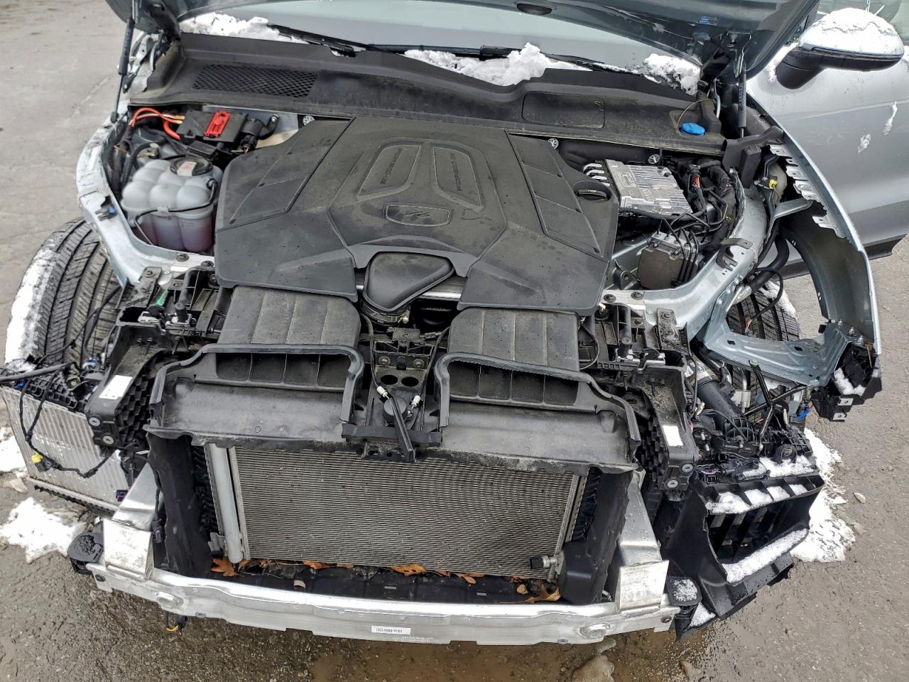 2024 PORSCHE CAYENNE photo 11