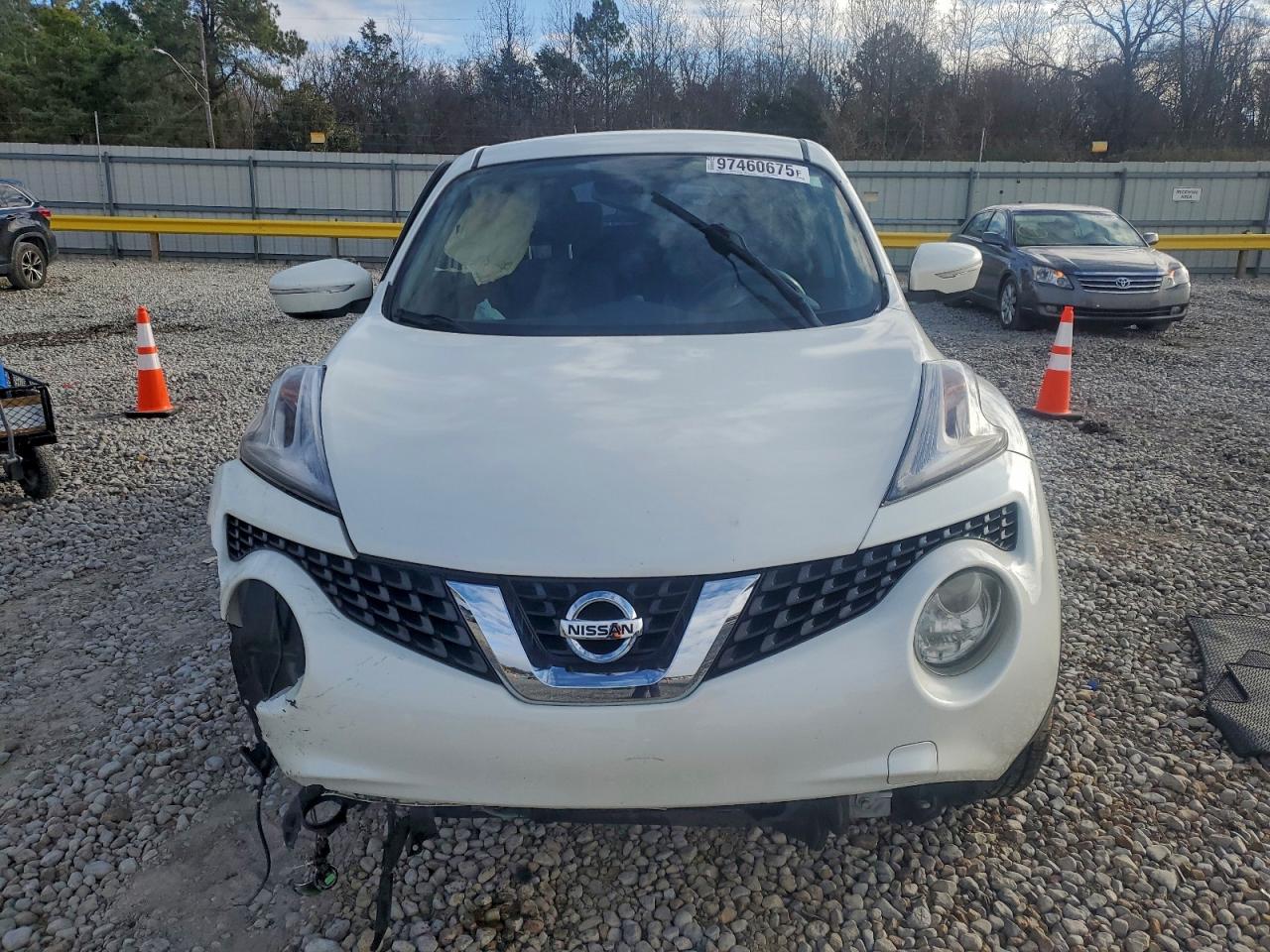 2015 NISSAN JUKE S photo 5