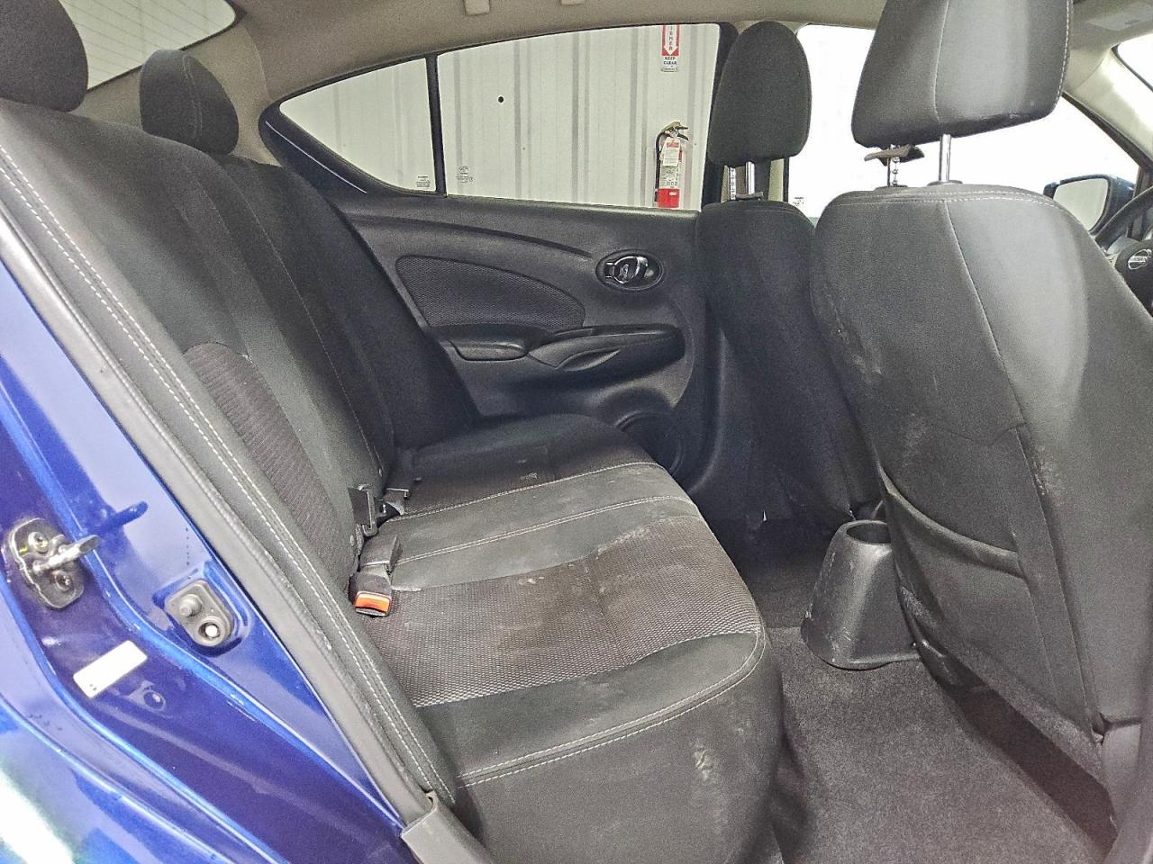 2019 NISSAN VERSA S photo 10