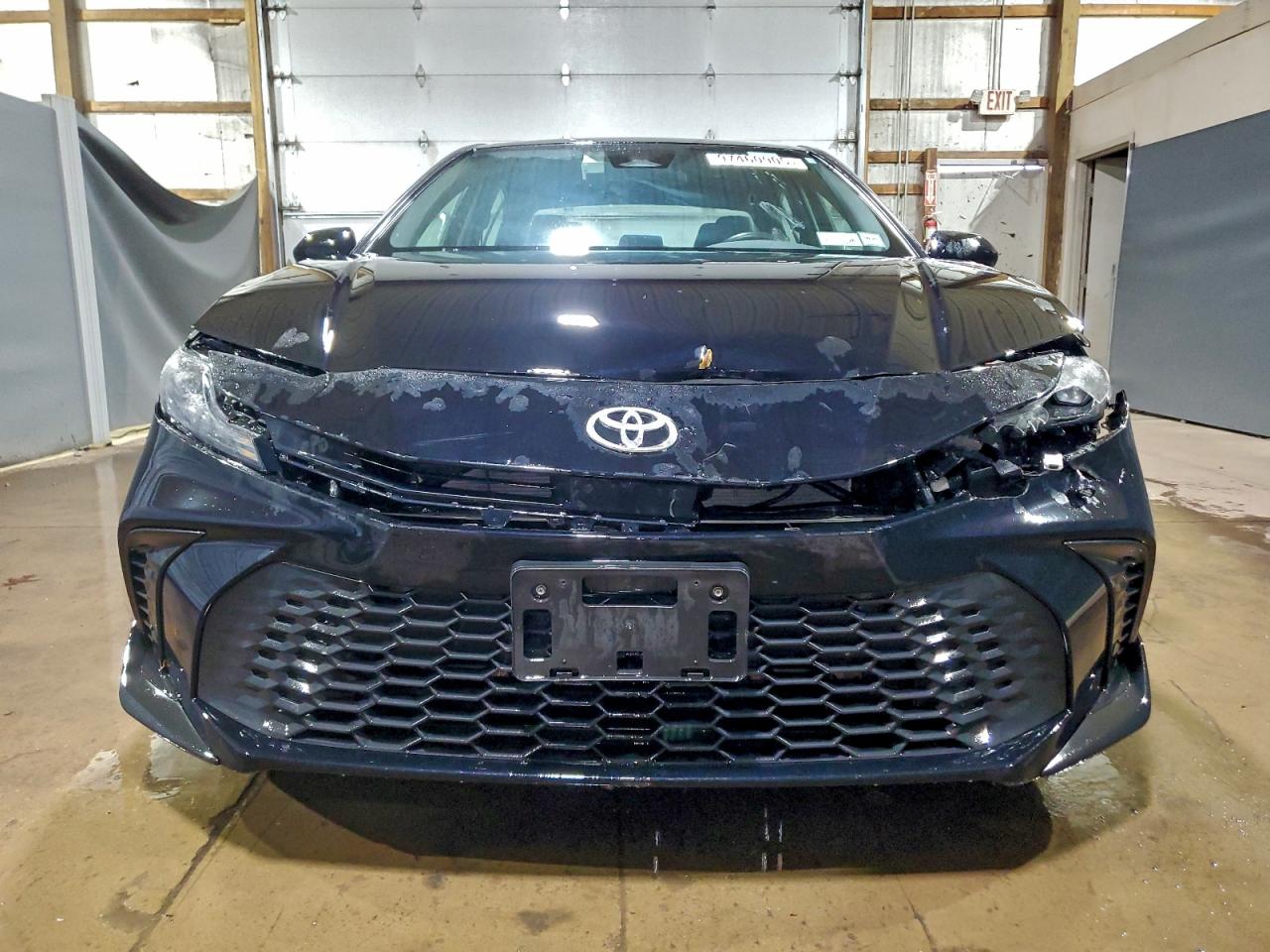 2025 TOYOTA CAMRY XSE photo 5