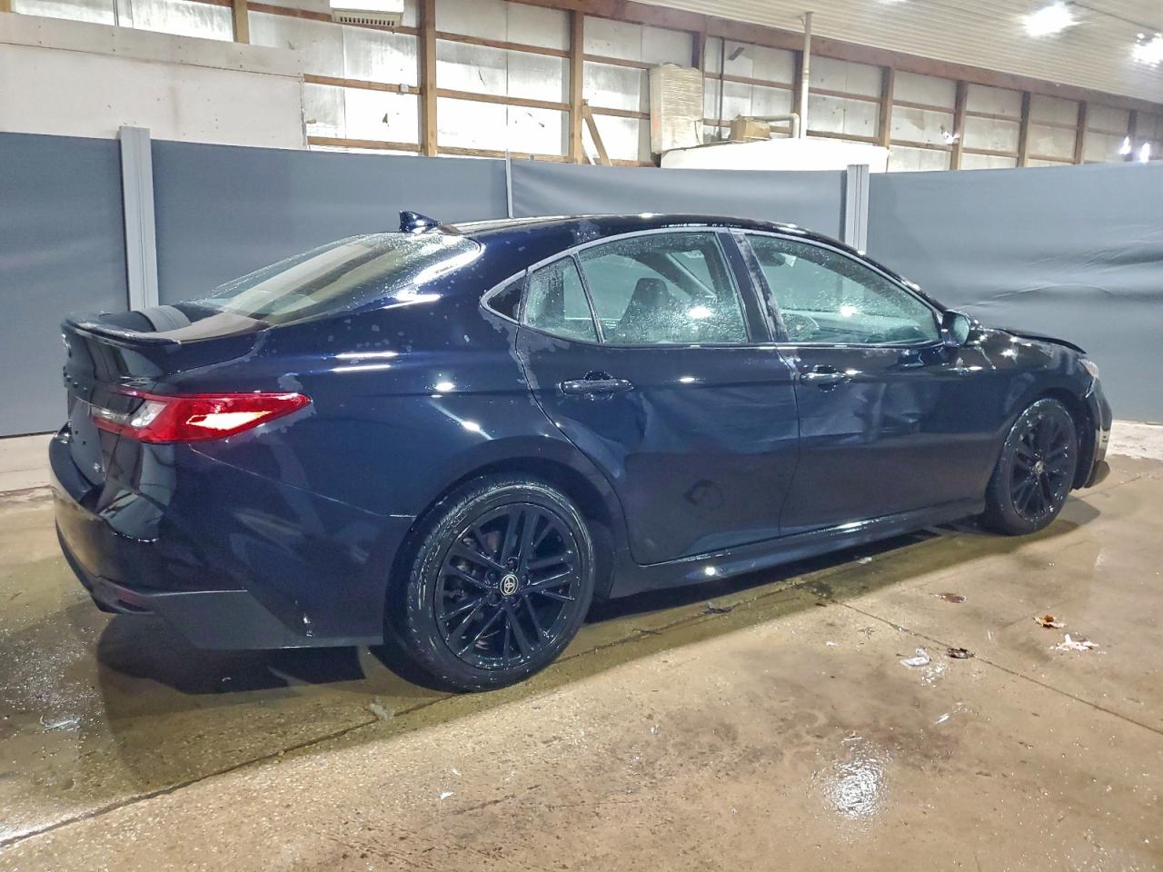 2025 TOYOTA CAMRY XSE photo 3