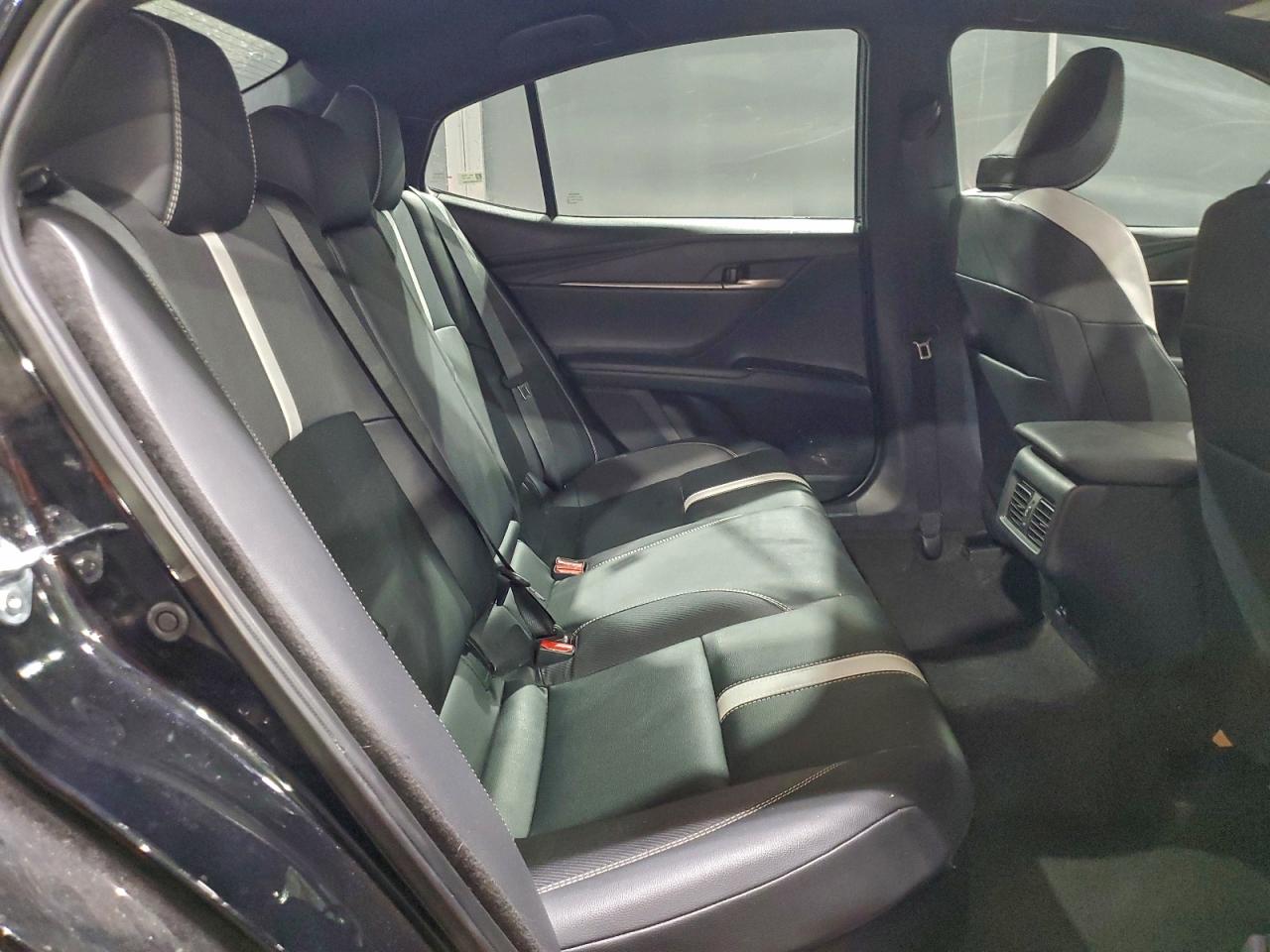 2025 TOYOTA CAMRY XSE photo 10
