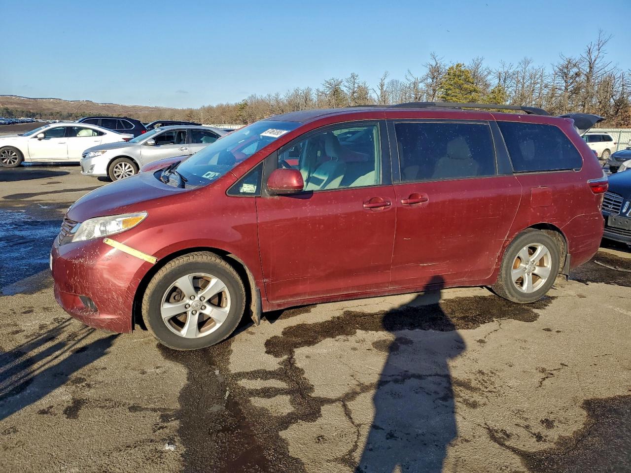 2016 TOYOTA SIENNA