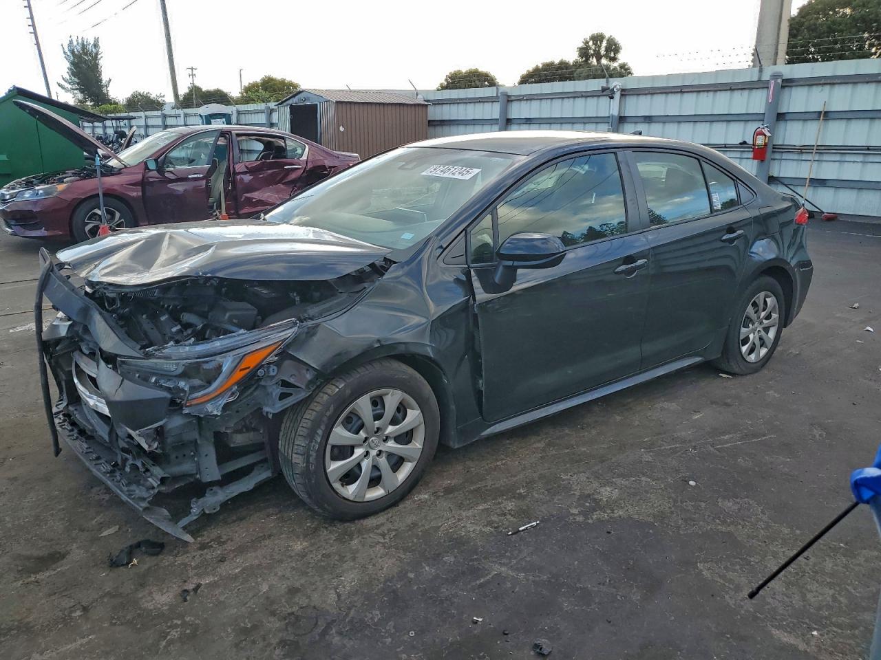 2021 TOYOTA COROLLA