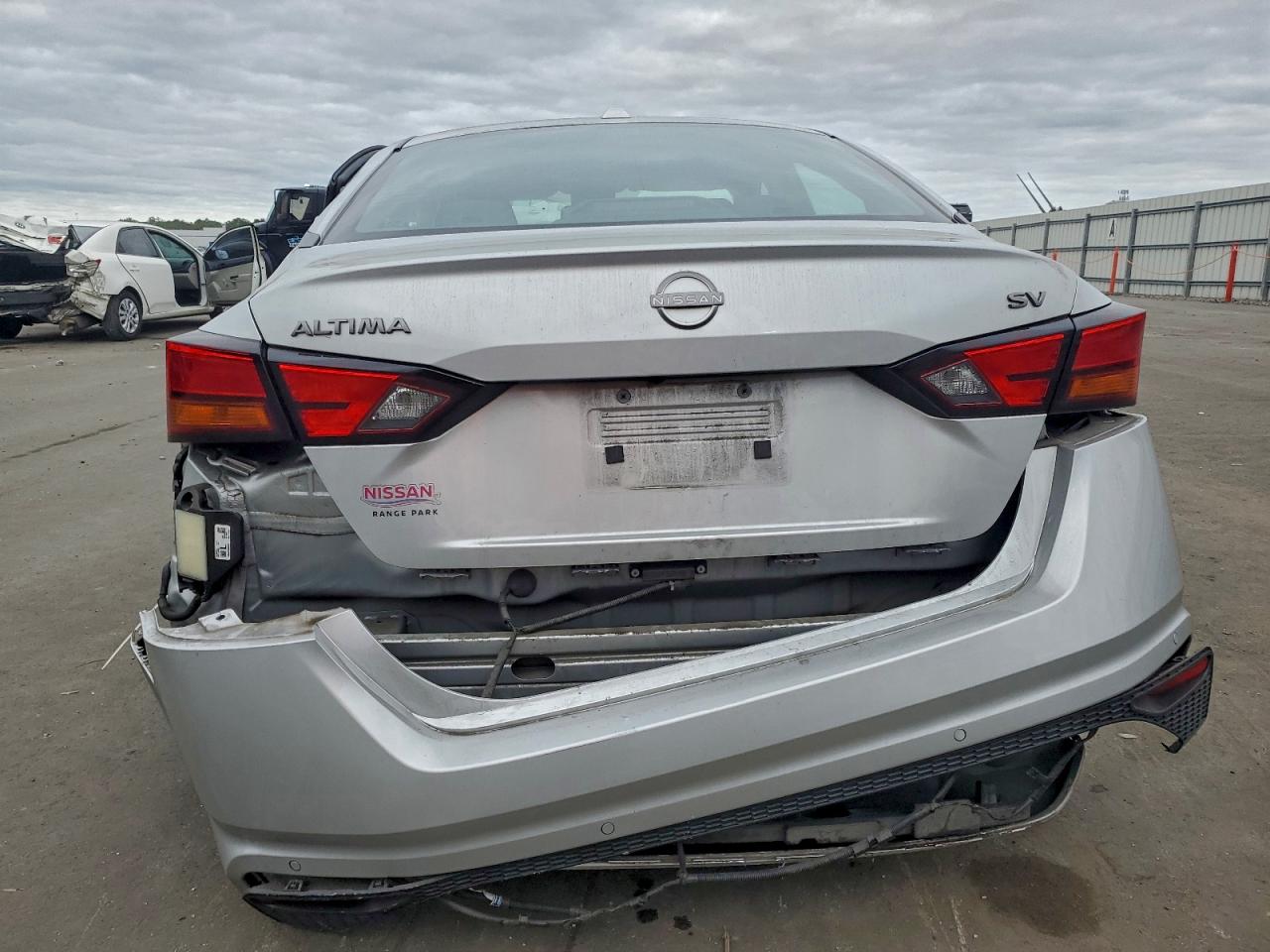 2024 NISSAN ALTIMA SV photo 6