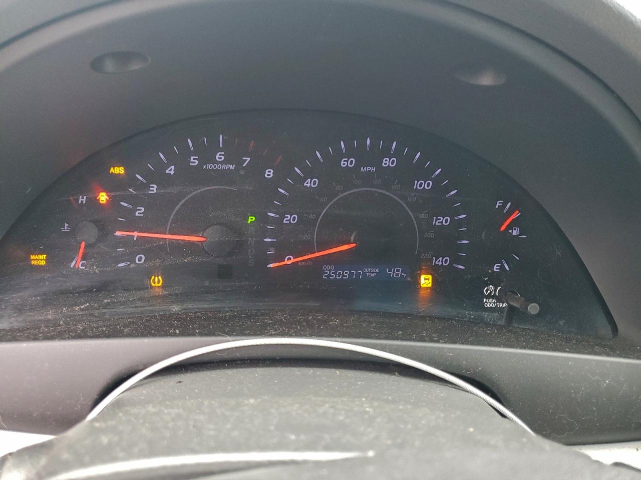 2010 TOYOTA CAMRY BASE photo 9