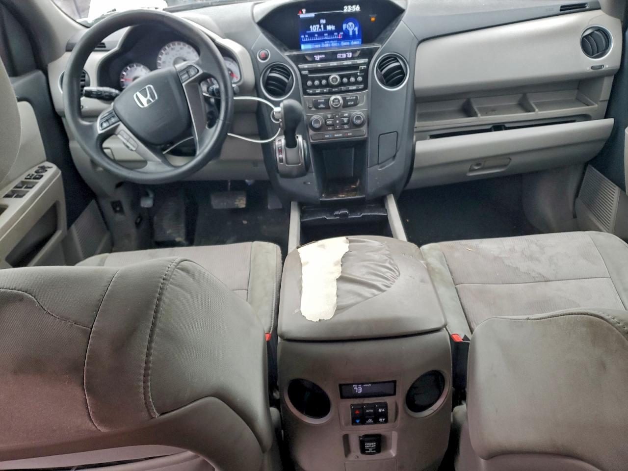 2015 HONDA PILOT EX photo 8