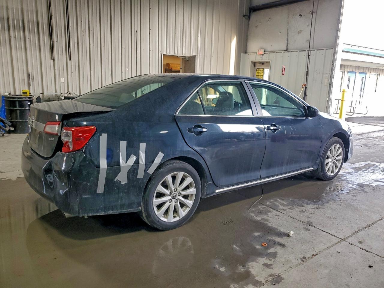 2012 TOYOTA CAMRY BASE photo 3