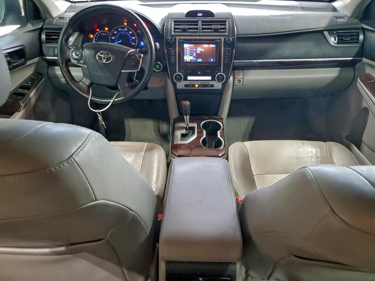 2012 TOYOTA CAMRY BASE photo 8