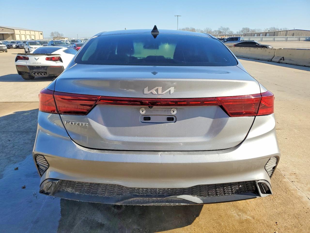 2024 KIA FORTE LX photo 6