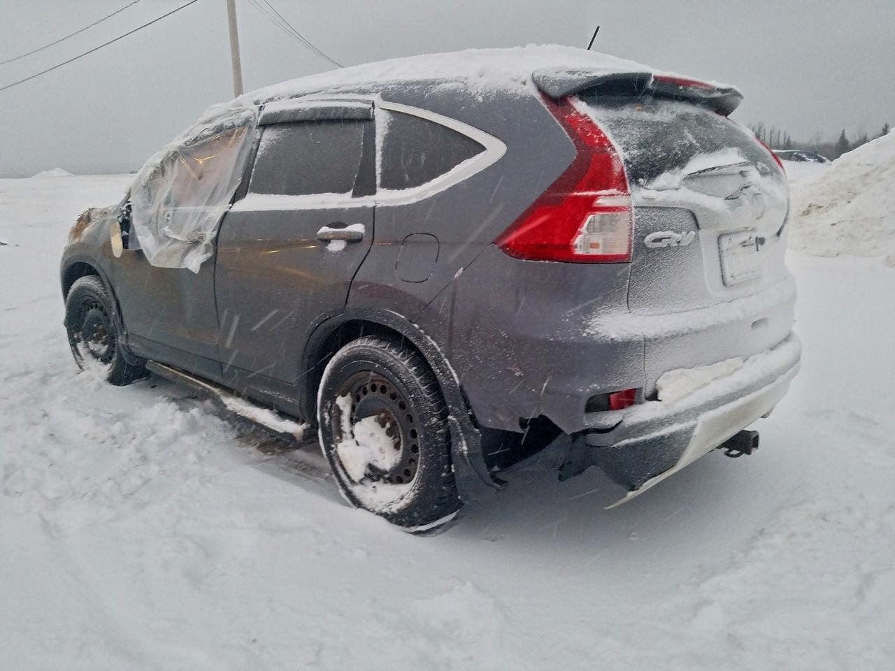 2016 HONDA CR-V SE photo 2