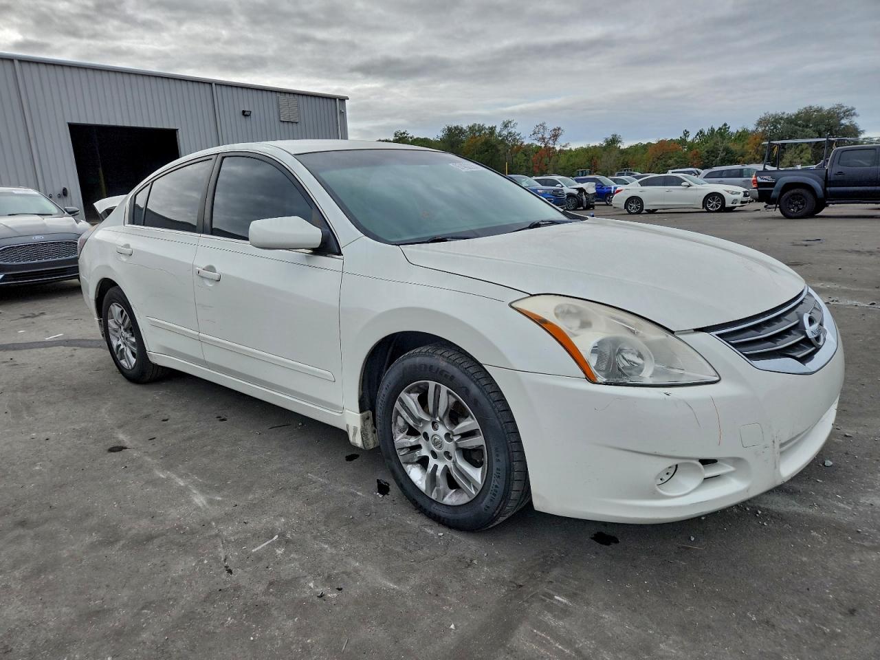 2011 NISSAN ALTIMA BASE photo 4