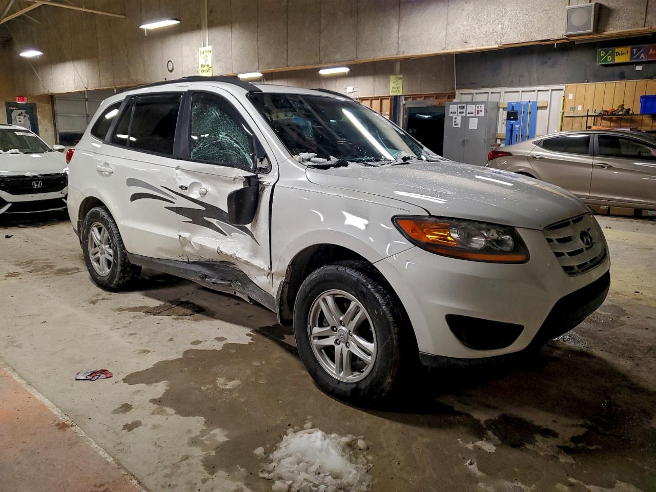 2010 HYUNDAI SANTA FE GLS photo 4