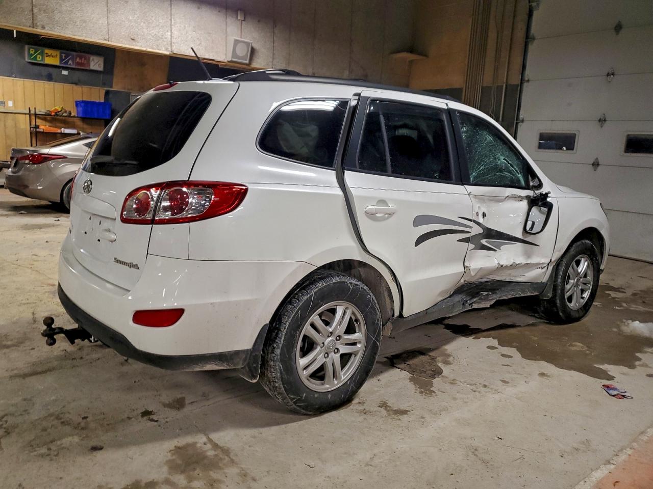2010 HYUNDAI SANTA FE GLS photo 3