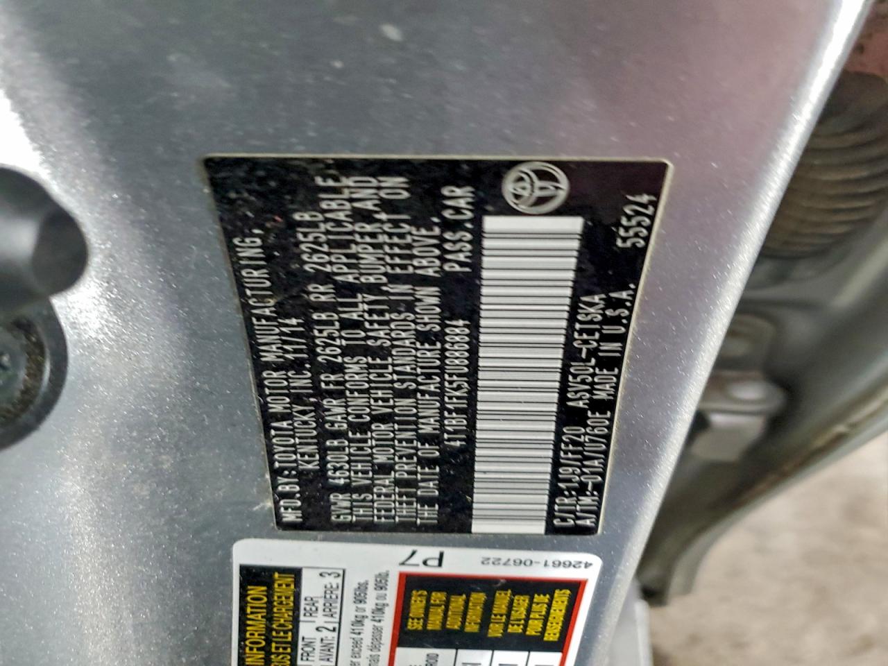 2015 TOYOTA CAMRY LE photo 12
