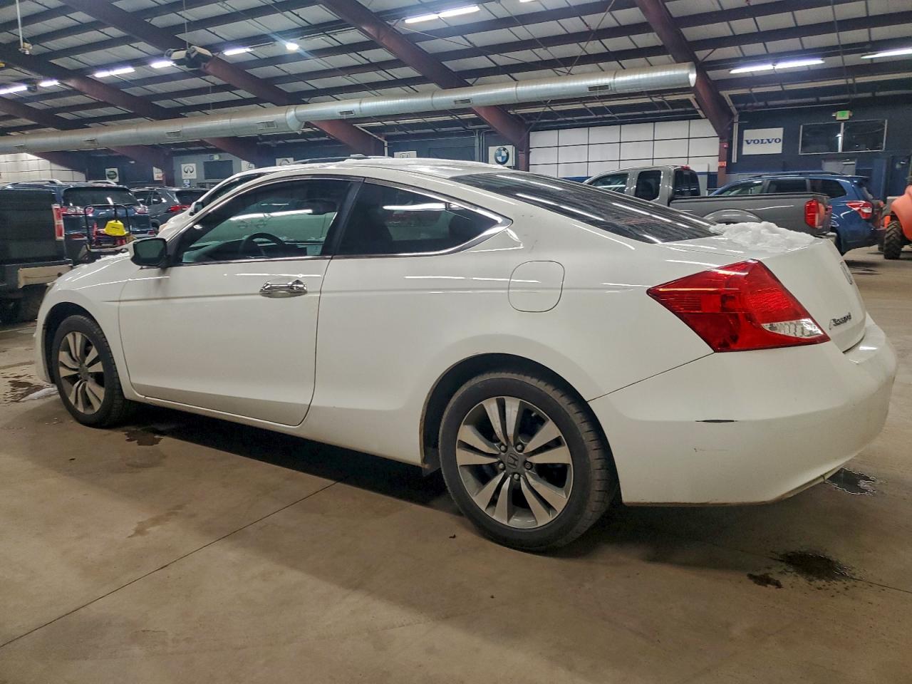2012 HONDA ACCORD LX photo 2