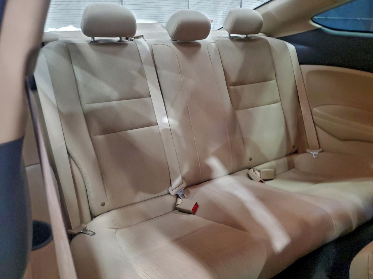 2012 HONDA ACCORD LX photo 10