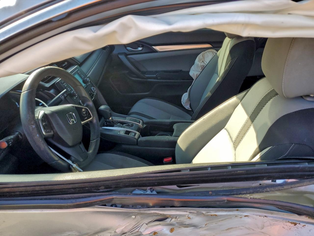 2016 HONDA CIVIC LX photo 7