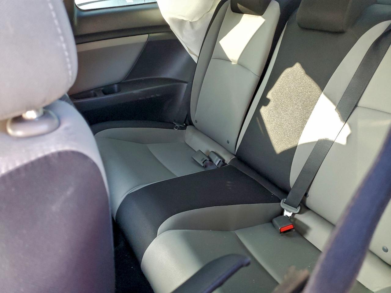 2016 HONDA CIVIC LX photo 10