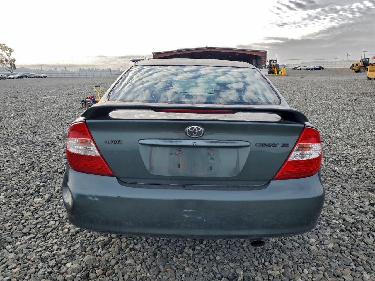 2002 TOYOTA CAMRY LE photo 6