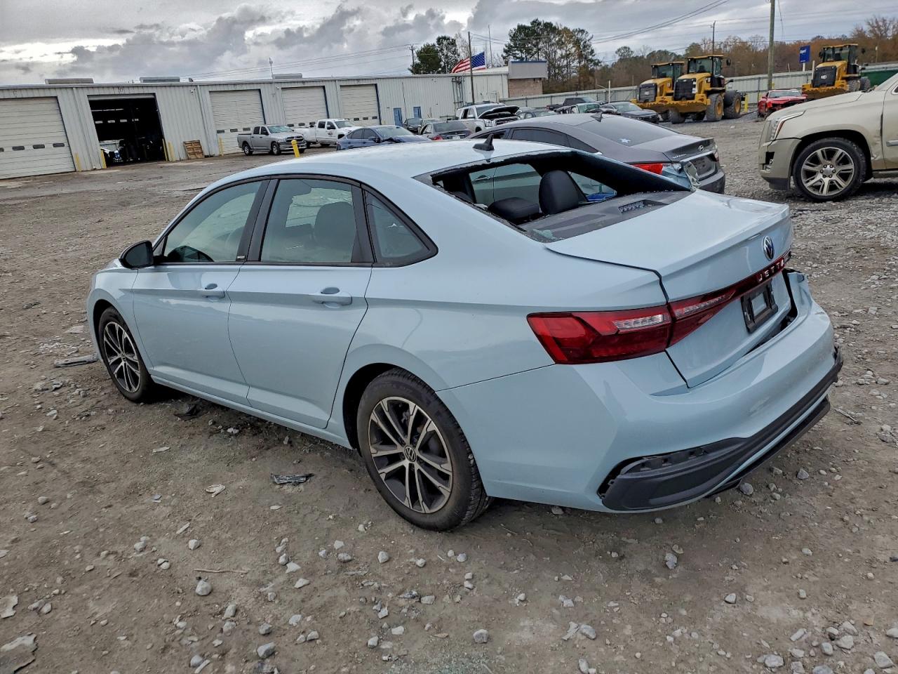 2025 VOLKSWAGEN JETTA SPORT photo 2