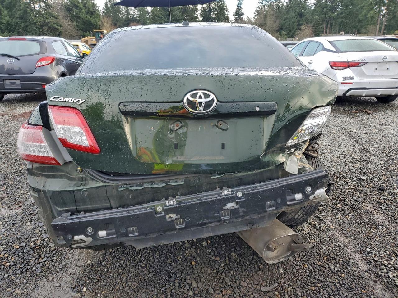 2011 TOYOTA CAMRY BASE photo 6