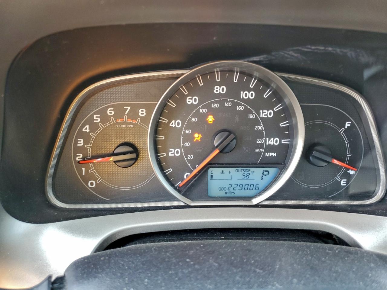 2015 TOYOTA RAV4 LE photo 9