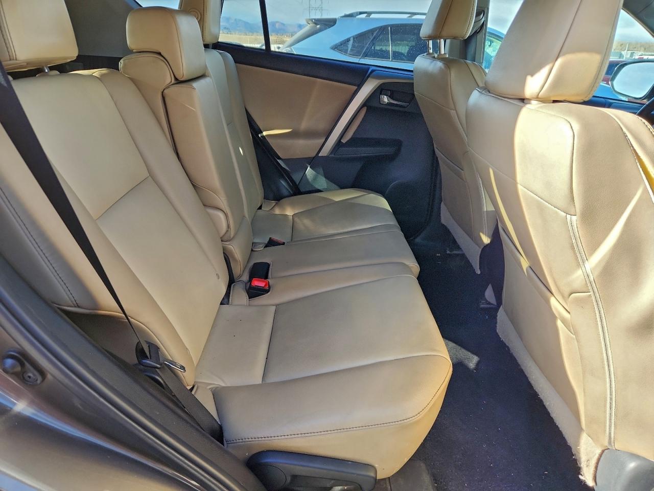 2014 TOYOTA RAV4 LIMITED photo 11